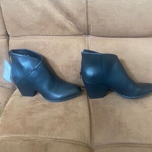Women's boots